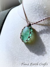 画像9: 【自由な発想を促す】高品質 グリーンフローライト　ペンダント・ネックレス★シンプル＆ナチュラル　ハンドメイド 1点もの マクラメ編み　受験お守り　天然石パワーストーン アクセサリー　スピリチュアル (9)