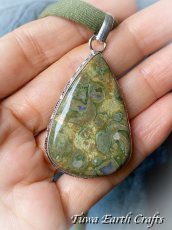 画像15: 【癒し効果・創造力アップ】大ぶり★高品質ライオライト ペンダントトップ*リョーライト 流紋岩 レインフォレストジャスパー 天然石パワーストーン　お守りアクセサリー (15)