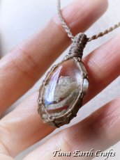 画像8: 【癒し・開運・自営業お守り】 高品質ホワイトガーデンファントムクォーツ ペンダント/ネックレス　庭園幻影水晶*シンプル*1点もの 天然石パワーストーン アクセサリー お守り マクラメ編みジュエリー　スピリチュアル (8)