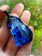画像34: 虹入り🌈✨高品質アンダラクリスタル（シエラネバダ産）美原石ネックレス・ペンダント エレスチャルサファイア  ブルー 青 シンプル＆ナチュラル マクラメ 1点もの パワーストーン 天然石 ハンドメイドアクセサリー スピリチュアル お守り ヒーリングジュエリー　金属アレルギー対応 (34)