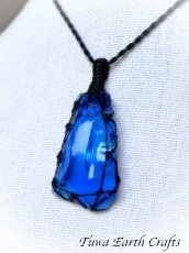 画像5: 虹入り🌈✨高品質アンダラクリスタル（シエラネバダ産）美原石ネックレス・ペンダント エレスチャルサファイア  ブルー 青 シンプル＆ナチュラル マクラメ 1点もの パワーストーン 天然石 ハンドメイドアクセサリー スピリチュアル お守り ヒーリングジュエリー　金属アレルギー対応 (5)