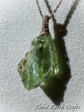 画像43: 両面使い可能♪ 大ぶり 高品質アンダラクリスタル（シエラネバダ産）ネックレス・ペンダント 希少エターナルスプリング/ パステルアイス 緑 ライトグリーン アップルグリーン  シンプル＆ナチュラル マクラメ 1点もの パワーストーン 天然石 ハンドメイドアクセサリー スピリチュアル お守り ヒーリングジュエリー 癒し効果 (43)