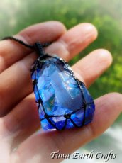 画像35: 虹入り🌈✨高品質アンダラクリスタル（シエラネバダ産）美原石ネックレス・ペンダント エレスチャルサファイア  ブルー 青 シンプル＆ナチュラル マクラメ 1点もの パワーストーン 天然石 ハンドメイドアクセサリー スピリチュアル お守り ヒーリングジュエリー　金属アレルギー対応 (35)