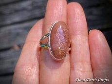 画像10: 大ぶり♪【自信向上・行動力アップ】キラキラ高品質レインボーサンストーン リング指輪 11号★1点物　パワーストーンお守りジュエリー天然石ヒーリングストーン アクセサリー (10)