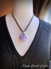 画像9: 【自信アップ・自己信頼】大ぶり 高品質スピリットクォーツ（精霊水晶) ペンダントトップ*カクタスアメシスト 1点物 原石 鉱物 パワーストーン天然石　お守りアクセサリー ヒーリングジュエリー スピリチュアル (9)