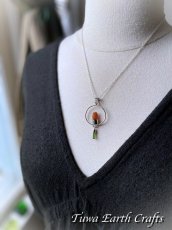 画像10: 【行動力アップ・ストレス軽減】レア希少高品質オレンジカイヤナイト原石＆グリーントルマリン原石ペンダントトップ★1点ものハンドメイドアクセサリーお守り天然石ヒーリングストーン ジュエリー　スピリチュアル (10)