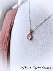 画像11: 虹入り♪ 高品質モルガナイト ペンダントトップ　K18 ローズゴールド ヴェルメイユ★ピンクアクアマリン ピンクベリル 1点物 スターリングシルバー天然石パワーストーン 精神安定・幸せな結婚 お守りアクセサリー ヒーリングジュエリー スピリチュアル (11)
