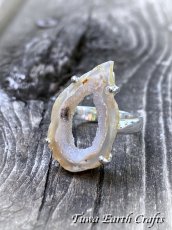 画像1: 【魔除け・浄化・癒し】キラキラ高品質大ぶりアゲートジオード （ドゥルージー）リング・指輪 12号★トレジャーメノウ 1点ものパワーストーン天然石 アクセサリー お守りヒーリングジュエリー (1)