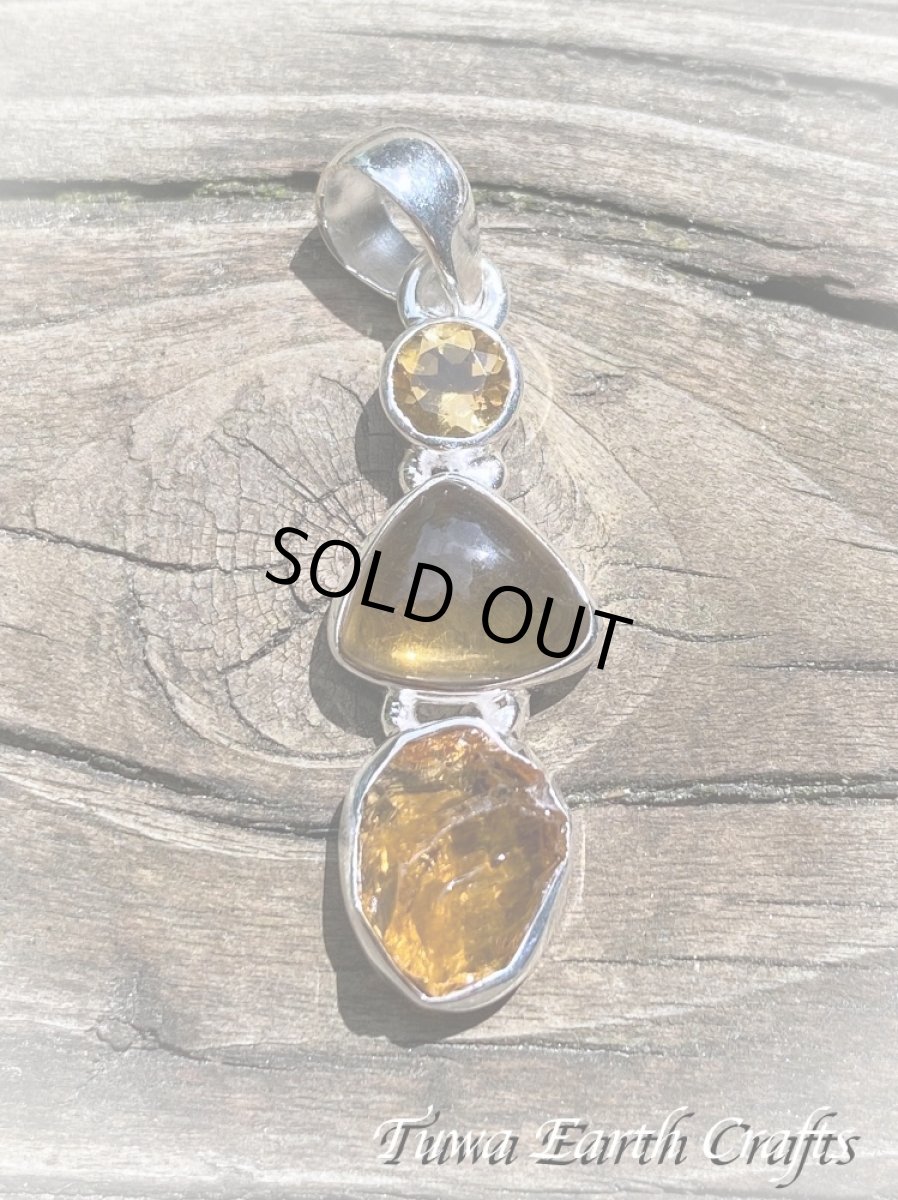 画像11: 【開運・自信アップ・財運アップ】高品質マンダリンシトリン原石ペンダントトップ with 宝石質きらきらシトリン 1点もの★パワーストーン天然石アクセサリー ヒーリングストーンお守りジュエリー 11月誕生石　 (11)