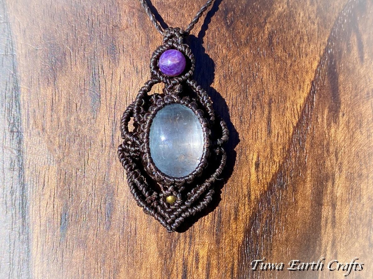 画像8: 【表現力アップ・護身】高品質 天然アクアマリン ペンダント ネックレス with チャロアイト 1点物*マクラメ編みアクセサリー*天然石パワーストーン*3月誕生石 ハンドメイドジュエリー 災難除け 家庭円満 お守り  (8)