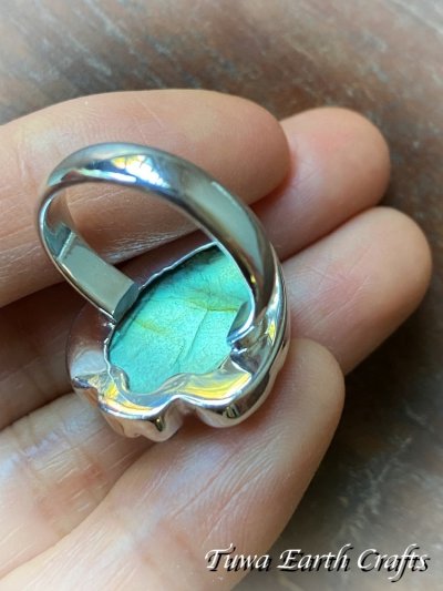 画像1: 手彫り孔雀【夢の実現をサポート】大ぶり 高品質 ラブラドライト  指輪 14号 1点もの ハンドメイド 神秘的ブルー 天然石パワーストーンアクセサリー ヒーリングジュエリーお守り スピリチュアル