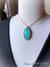 画像9: 石全長4.3cm大ぶり♪【厄除け・邪気払い・安眠】高品質マラカイト孔雀石 ペンダント/ネックレス*シンプル＆ナチュラル　ミントグリーン 生成り紐　マクラメ編み　パワーストーン天然石 お守り アクセサリー アレルギーフリー*ヴィーガン*ハンドメイドジュエリー (9)