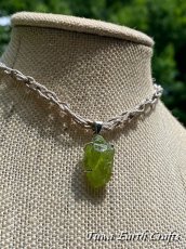 画像12: 【魔除け・厄除け・ポジティブ思考】 高品質ペリドット 原石 ペンダントトップ 大粒 オリーブグリーン★1点もの スターリングシルバー鉱物 天然石 お守り パワーストーンアクセサリー ヒーリングジュエリー　8月誕生石　ギフト・プレゼント スピリチュアル (12)