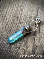 画像9: 【オーラの浄化・自分らしさ】高品質アクアオーラ水晶ポイント（アーカンソー産）&キラキラ宝石質ブルートパーズ ペンダントトップ ワンド パワーストーン天然石ヒーリング 瞑想スピリチュアル ジュエリーお守りアクセサリー (9)