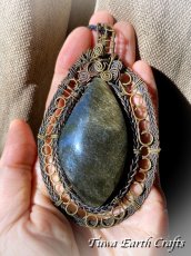 画像8: 石全長5.8cm超特大【魔除け・厄除け・積極性アップ】メキシコ産 高品質ゴールドシーン オブシディアンネックレス ペンダント ゴールデンオブシディアン 黒曜石 ハンドメイド 手仕事 渦巻き・スパイラル ワイヤーアート 天然石パワーストーン 縁切り お守り ネックレス マクラメアクセサリー ヒーリング　エスニック・トライバル アンティーク・ヴィンテージ風 (8)