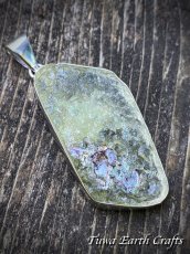 画像27: 【魔除けお守り】大ぶり 石全長4.6cm 高品質 古代ローマングラス ペンダントトップ 美銀化★1点もの スターリングシルバー お守り アクセサリー ヒーリングジュエリー　 (27)