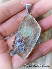 画像21: 【魔除けお守り】大ぶり 石全長4.6cm 高品質 古代ローマングラス ペンダントトップ 美銀化★1点もの スターリングシルバー お守り アクセサリー ヒーリングジュエリー　 (21)