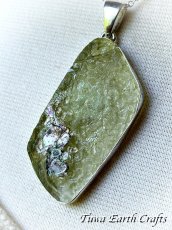 画像9: 【魔除けお守り】大ぶり 石全長4.6cm 高品質 古代ローマングラス ペンダントトップ 美銀化★1点もの スターリングシルバー お守り アクセサリー ヒーリングジュエリー　 (9)