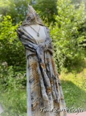 画像1: フード付き 薬草・草木染めエコプリント x ふわふわメキシココットン 大判ショール 手染めボタニカルダイ 押し花染め ナチュラルファッション＊ストール/羽織り/カーディガン*ハンドメイド 天然染料 天然素材 冷房対策 日除け プレゼント ギフト スカーフ  (1)