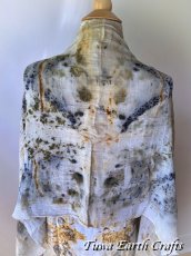 画像13: 薬草・草木染めエコプリント x ふわふわメキシココットン 大判ショール 手染めボタニカルダイ 押し花染め 自然派ナチュラルファッション＊ストール/巻きスカート/羽織り*ハンドメイド 薬草魔女 天然染料 天然素材 冷房対策 日除け プレゼント ギフト スカーフ  (13)