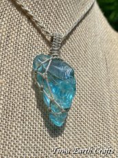 画像23: 石全長4cm大ぶり 高品質アンダラクリスタル(シエラネバダ産)ネックレス・ペンダント ブルートパーズ アクアブルー 原石 宝石質 シンプル&ナチュラル マクラメ 1点もの  天然石 ハンドメイドアクセサリー スピリチュアル お守り ヒーリングジュエリー 金属アレルギー対応  (23)