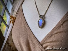 画像22: 【直感力アップ・潜在能力を引き出す】大ぶり高品質ロイヤルブルームーンストーン　ペンダント・ネックレス 1点もの 生成り シンプル＆ナチュラル 天然石パワーストーンお守りアクセサリー マクラメ ハンドメイド 癒し効果　6月誕生石 (22)