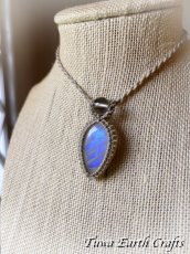 画像37: 【直感力アップ・潜在能力を引き出す】大ぶり高品質ロイヤルブルームーンストーン　ペンダント・ネックレス 1点もの 生成り シンプル＆ナチュラル 天然石パワーストーンお守りアクセサリー マクラメ ハンドメイド 癒し効果　6月誕生石 (37)