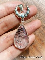 画像2: 【健康運アップ・厄除けお守り・浄化】大ぶり♪ 高品質ブラックトルマリンインクォーツ ペンダントトップ★パワーストーン天然石ハンドメイドアクセサリー スターリングシルバー ヒーリング スピリチュアル お守り　電磁波対策　積極性向上 (2)