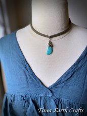 画像21: キラキラシラー入り✨【決断力アップ・自己表現力アップ】大ぶり高品質アマゾナイト ペンダントトップ with グリーントルマリン*天然石ヒーリングストーンアクセサリーお守りパワーストーンジュエリー ストレス除去 (21)