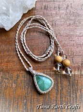 画像23: 1点もの ナチュラル天然エメラルド ペンダント・ネックレス★シンプル ハンドメイド 生成り マクラメ編み 天然石パワーストーン アクセサリー スピリチュアル 金属アレルギー対応 (23)