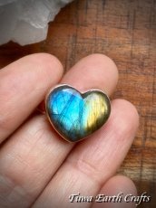 画像1: ハート型 1点もの 高品質 ラブラドライト リング 指輪 11号 神秘的ブルー ゴールド 天然石パワーストーンアクセサリー　ヒーリングジュエリー お守り　スターリングシルバー スピリチュアル (1)