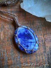 画像7: 【魔除け・自尊心を高める・電磁波除去】大ぶり 高品質ソーダライト　ペンダント シンプルネックレス ＊ナチュラル パワーストーン 天然石 お守り マクラメアクセサリー スピリチュアル ヒーリングジュエリー (7)