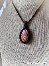 画像12: 幻想的 夕焼け色♪【夢の実現・直観力アップ】高品質ピンク ラブラドライト ネックレス ペンダント＊シンプル 1点もの マクラメ ヒーリング天然石パワーストーンアクセサリー レインボーラブラドライト スピリチュアルお守りジュエリー (12)