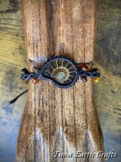 画像11: 【開運お守り・癒し・生命力アップ】高品質 アンモナイト化石 ＆琥珀 ブレスレット バングル ＊アンバー 1点ものマクラメ編みアクセサリー ハンドメイド＊天然石パワーストーン お守りアクセサリー ヒーリング スピリチュアルジュエリー (11)