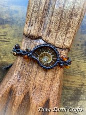 画像9: 【開運お守り・癒し・生命力アップ】高品質 アンモナイト化石 ＆琥珀 ブレスレット バングル ＊アンバー 1点ものマクラメ編みアクセサリー ハンドメイド＊天然石パワーストーン お守りアクセサリー ヒーリング スピリチュアルジュエリー (9)