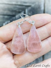 画像2: 【自己肯定・自信アップ】大ぶり高品質ローズクォーツ ピアス*1点物 ヒーリングジュエリー 天然石 パワーストーンアクセサリー  (2)