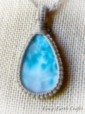 画像10: 【愛と平和のシンボル】大ぶり 高品質ラリマー ペンダント/ネックレス　シンプル＆ナチュラル 生成り＊世界三大ヒーリングストーン 1点もの天然石パワーストーンお守りマクラメアクセサリー (10)