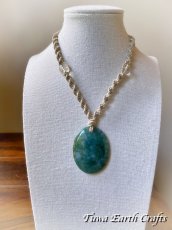 画像26: 【癒し・豊穣】石全長4.6cm大ぶり高品質モスアゲート瑪瑙 ネックレス チョーカー ペンダント　地球と身体に優しいヘンプ素材 1点物 シンプル＆ナチュラル★無染色 生成り ナチュラル天然素材オーガニックファッション  ハンドメイドお守り天然石ヒーリングストーン マクラメアクセサリー (26)