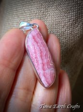 画像2: 【ヒーリング効果・美的感覚アップ】高品質インカローズ ペンダントトップ ロードクロサイト 1点もの スターリングシルバー天然石パワーストーンアクセサリー ヒーリングストーン お守りジュエリー (2)