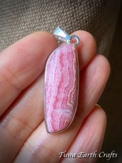 画像1: 【ヒーリング効果・美的感覚アップ】高品質インカローズ ペンダントトップ ロードクロサイト 1点もの スターリングシルバー天然石パワーストーンアクセサリー ヒーリングストーン お守りジュエリー (1)