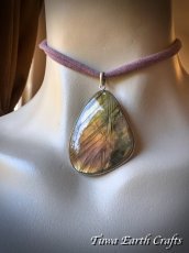 画像7: 石全長4.9cm大ぶり♪【夢の実現をサポート】高品質 神秘的ラブラドライト ペンダントトップ ゴールド・ピンク・パープル 1点ものヒーリング お守り ジュエリー 天然石パワーストーンアクセサリー スピリチュアル (7)