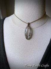 画像9: 石全長4cm大ぶり♪【開運・自営業お守り・財運アップ】高品質ガーデンクォーツ ペンダント/ネックレス*シンプル 庭園水晶 クローライトインクォーツ 1点もの*天然石パワーストーン アクセサリー マクラメ お守りヒーリングジュエリー スピリチュアル (9)