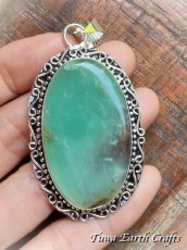 画像1: 石全長4.3cm大ぶり【自己実現・才能開花・自信アップ】高品質 天然クリソプレーズ ペンダントトップ 　ヒーリング お守りジュエリー　パワーストーン 天然石アクセサリー (1)