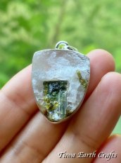 画像12: 【浄化・保護・開運・金運アップ】高品質グリーントルマリンインクォーツ原石 ペンダントトップ 1点もの パワーストーン 天然石 アクセサリー ヒーリングストーン お守りジュエリー (12)