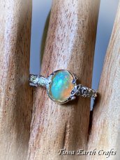 画像18: 高品質エチオピア産オパール 指輪リング with キラキラ宝石質ペリドット 14号*１点もの パワーストーンお守りアクセサリー天然石 銀細工 彫金 スターリングシルバー ヒーリングジュエリー (18)