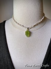 画像11: 【魔除け・厄除け・ポジティブ思考】 高品質ペリドット 原石 ペンダントトップ 大粒 オリーブグリーン★1点もの スターリングシルバー鉱物 天然石 お守り パワーストーンアクセサリー ヒーリングジュエリー　8月誕生石　ギフト・プレゼント スピリチュアル (11)