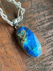 画像15: 【夢の実現をサポート】高品質スペクトロライト・ラブラドライト ペンダントトップ 神秘的ブルー・ゴールドの閃光 1点物 パワーストーン天然石 お守りアクセサリー ヒーリングジュエリー スピリチュアル (15)