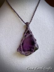 画像27: 石全長4.5cm 大ぶり 高品質アンダラクリスタル（シエラネバダ産）ネックレス・ペンダント  大きな原石 ヴァイオレットソブリンアメジスト 紫 ディープパープル シンプル マクラメ 1点もの ハンドメイドアクセサリー スピリチュアル お守り ヒーリングジュエリー (27)