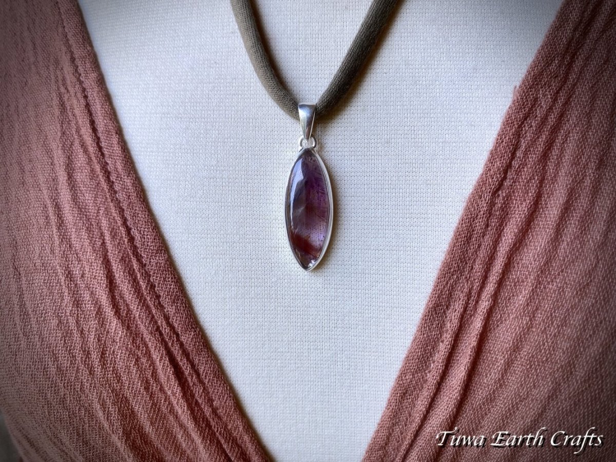 画像16: 【運気・金運アップ・ヒーリング効果】高品質スーパーセブン/セイクリッドセブン ペンダントトップ ★1点ものヒーリングストーンお守りジュエリー天然石パワーストーンアクセサリー スピリチュアル (16)