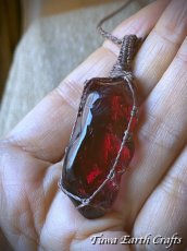 画像4: 【モチベーション・行動力アップ】 高品質アンダラクリスタル（シエラネバダ産）ネックレス・ペンダント  レア希少 エンジェルオーララズベリー 原石   シンプル マクラメ 1点もの ハンドメイドアクセサリー スピリチュアル お守り ヒーリングジュエリー (4)